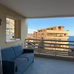 A Deux Pas De Monaco アパート