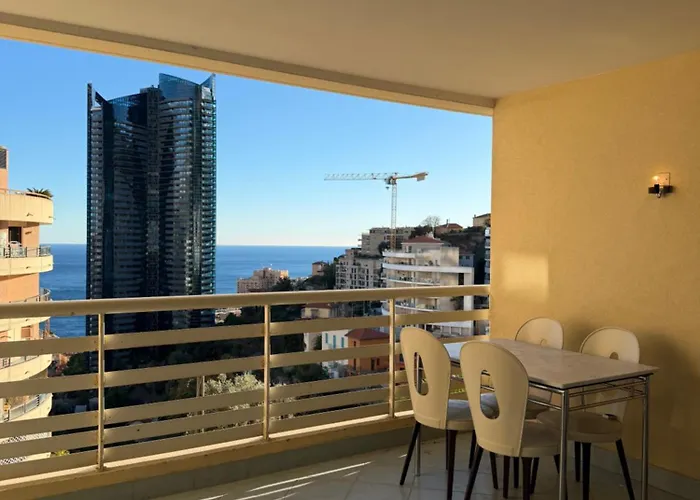 A Deux Pas De Monaco 아파트 *